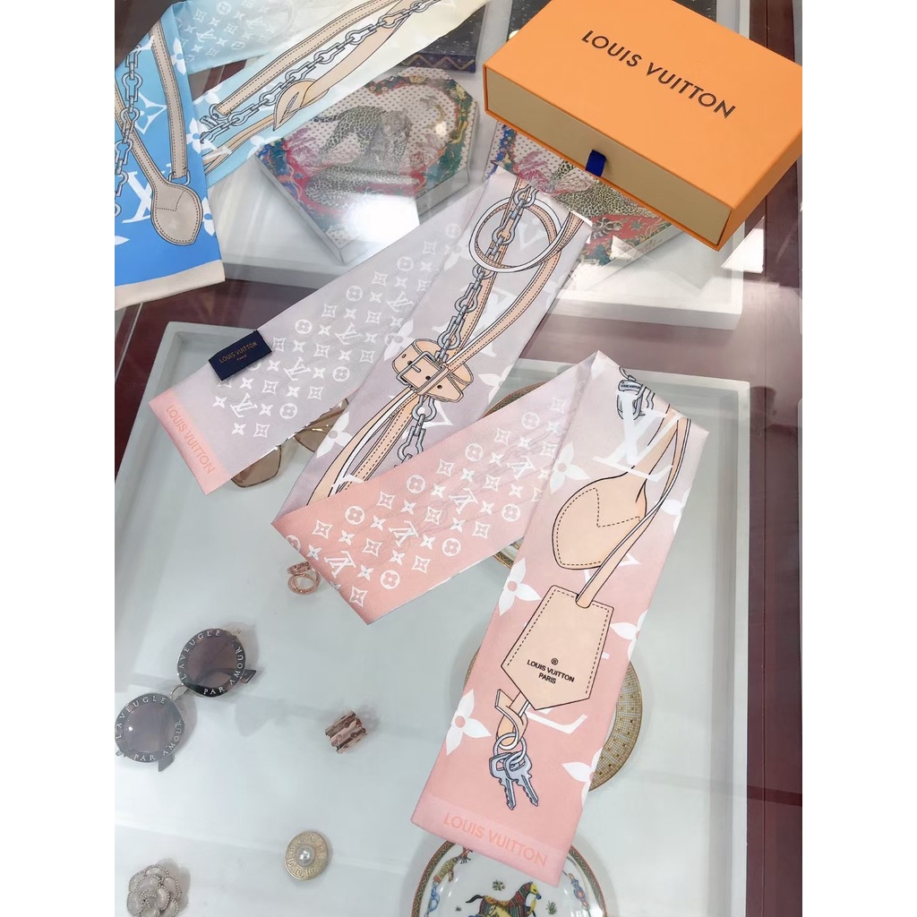 Khăn Choàng Cổ / Túi Xách Vải Lụa Dài In Chữ Màu Gradient Thời Trang Cho Nữ