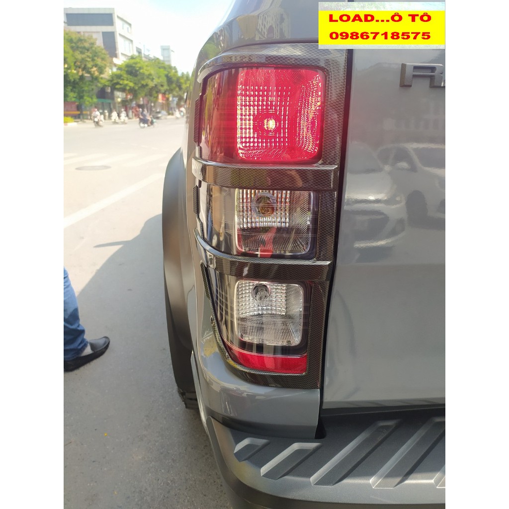 Bộ Ốp Đèn Pha Hậu Ford Ranger 2022-2016 Vân Carbon Cao Cấp