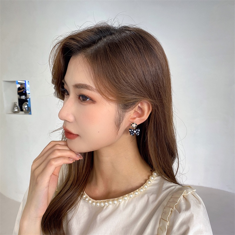 Bông tai hình nơ trái tim màu đen bằng bạc 925 thời trang thu đông cho nữ