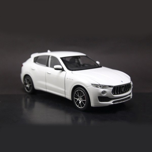 Mô hình xe sang Maserati Levante 1:24 Welly, Bburago