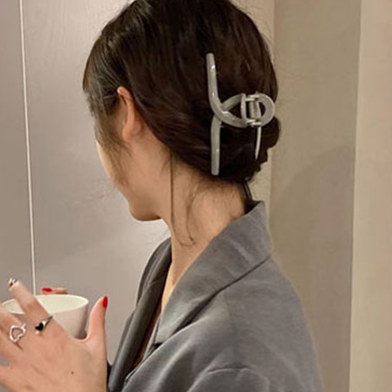 Kẹp Tóc Hình Cá Mập Thiết Kế Đơn Giản Thời Trang Hàn Quốc Cho Nữ