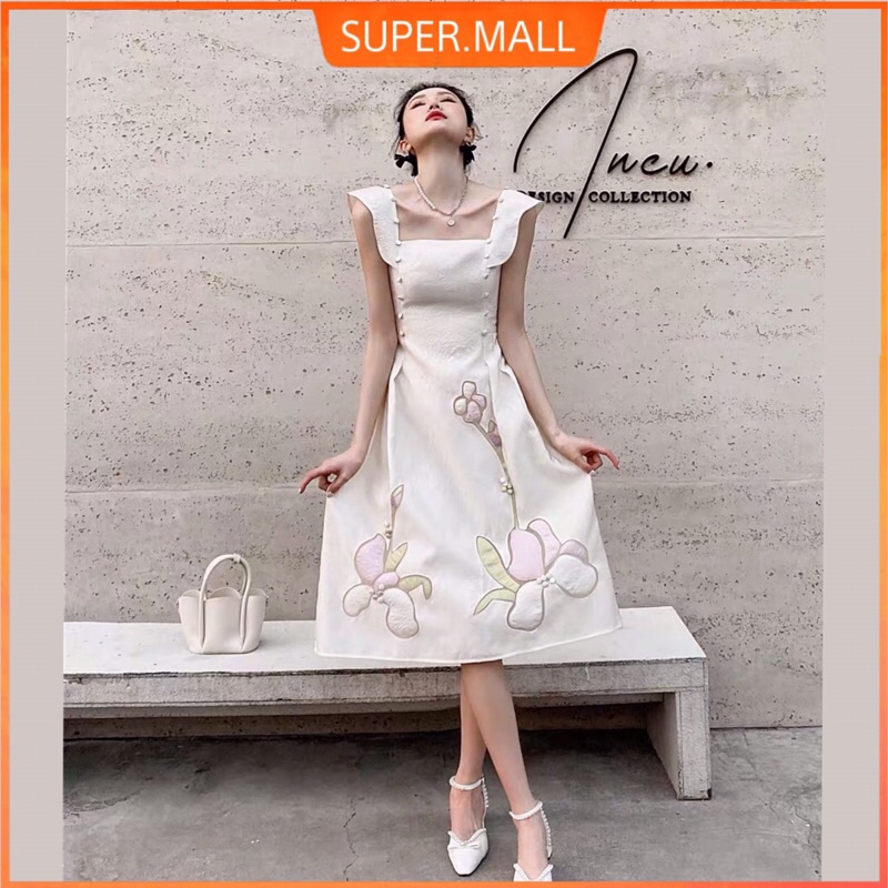 Đầm váy trắng hoạ tiết hoa sen nhẹ nhàng