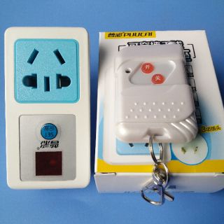Ổ cắm điều khiển thiết bị từ xa