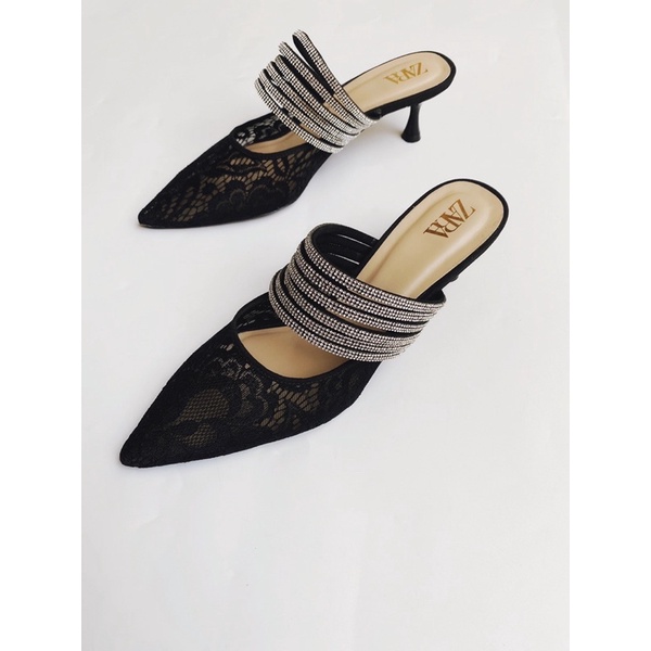 Guốc ren ZARA quai đá