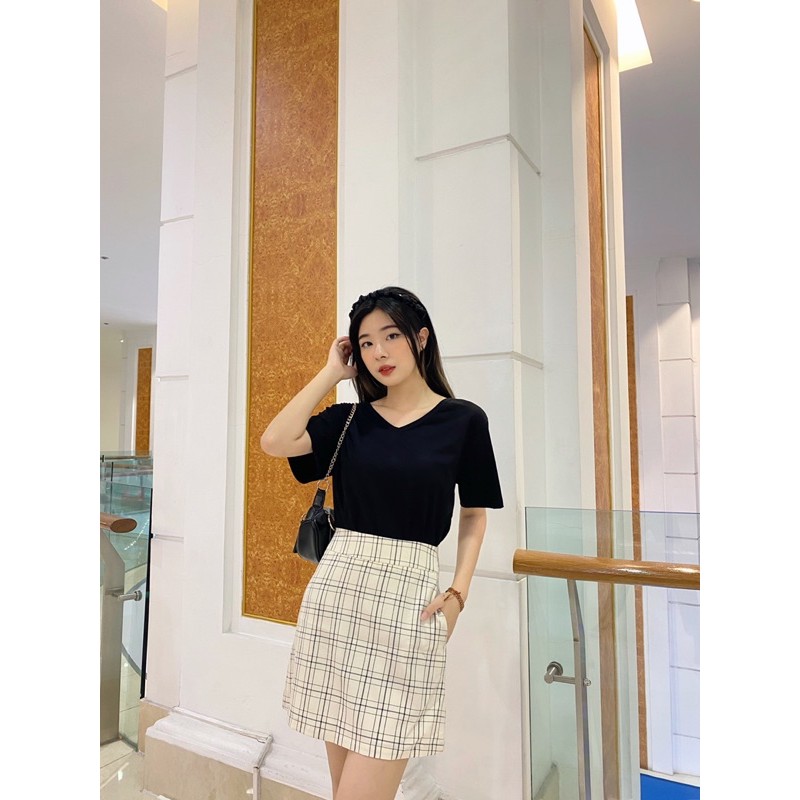 Áo thun nữ cổ tim trơn ngắn tay cotton đẹp