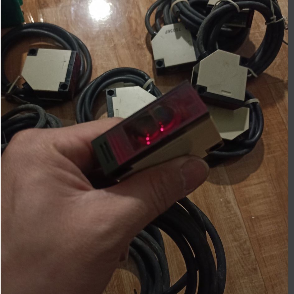 Cảm Biến Quang Chính hãng KEYGEN PZ-G42P dải điện áp rộng 12-24VDC hàng tháo máy 95%