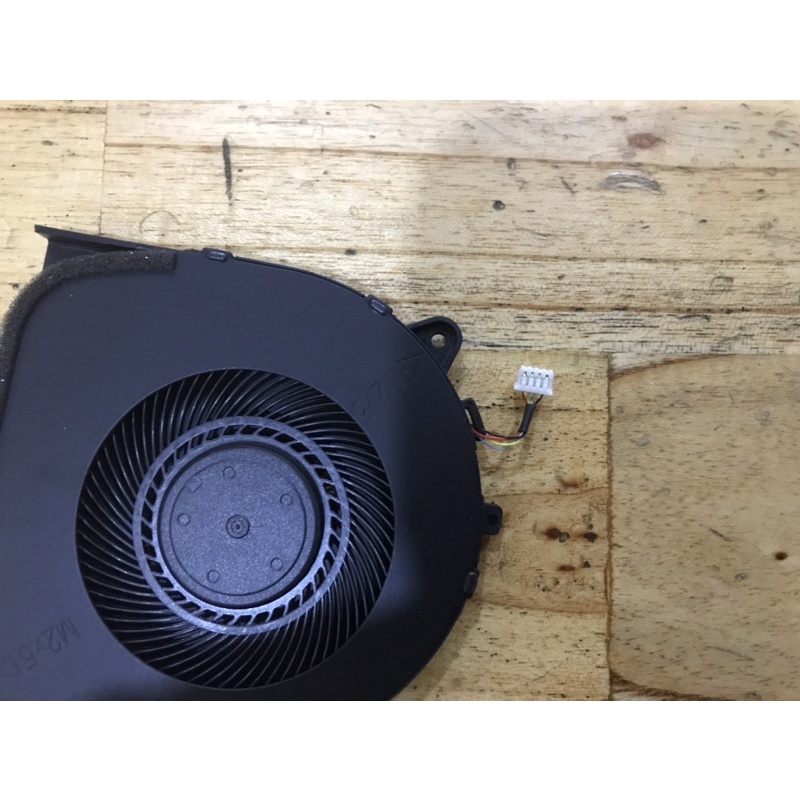 Thay FAN Quạt Tản Nhiệt Laptop Lenovo Lenovo Y530-15 Y530-15ICH Y530-151CH Y540-15 Y740-15 DFS200105BR0T FAN BÊN GPU