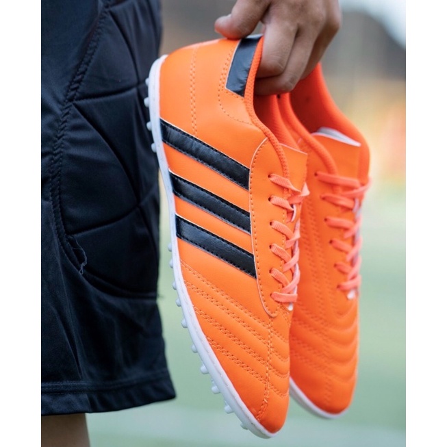 Giày đá bóng 3 sọc đã KHÂU Full ĐẾ,giày đá banh sân cỏ nhân tạo