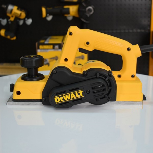 Máy bào gỗ Dewalt D26676