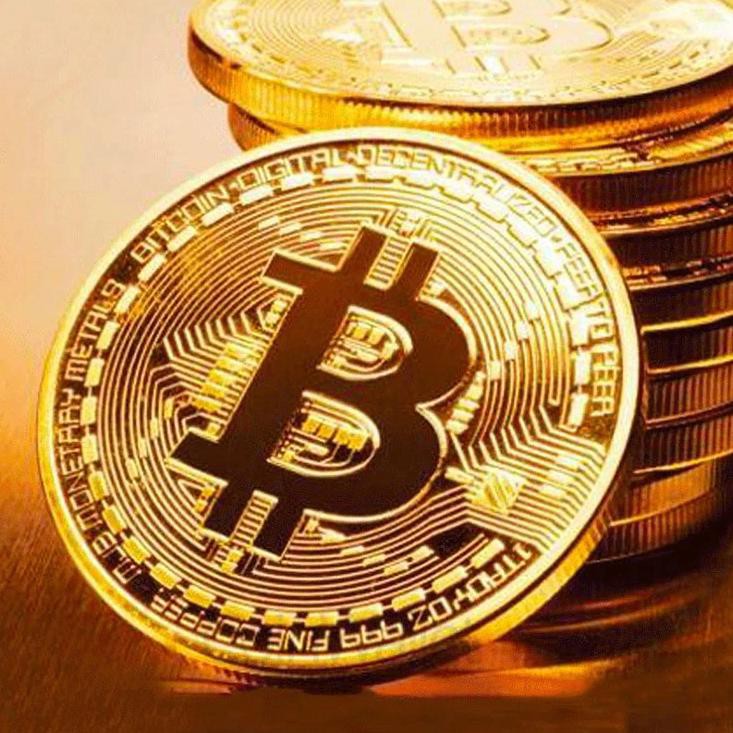 Đồng Xu Bitcoin Mạ Vàng