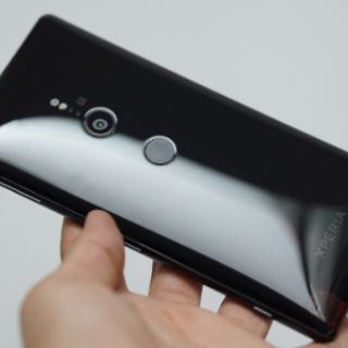 Điện Thoại Xperia XZ2