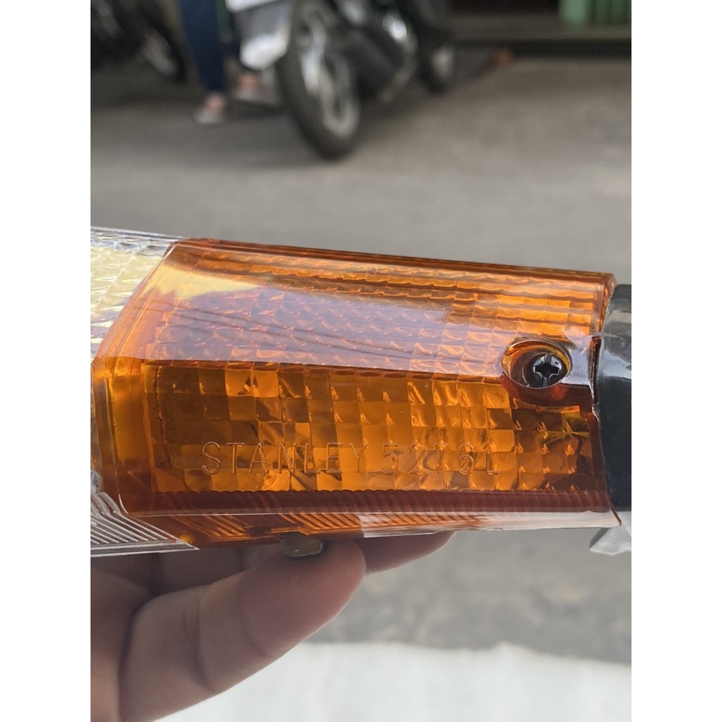 XI NHAN TRƯỚC XE DREAM