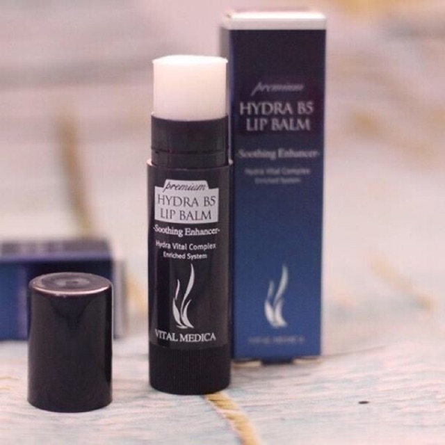 SON DƯỠNG MÔI KHÔNG MÀU HYDRA B5 LIP BALM AHC