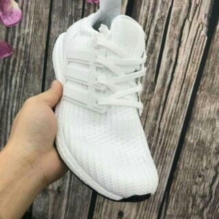 Ultra Boost 4.0