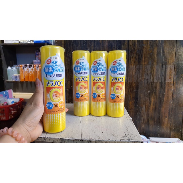 🍊 SỮA RỬA MẶT CC MELANO ROHTO 😁 | BigBuy360 - bigbuy360.vn