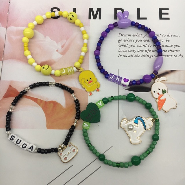 Vòng tay BTS hạt cườm phối charm Jhope handmade