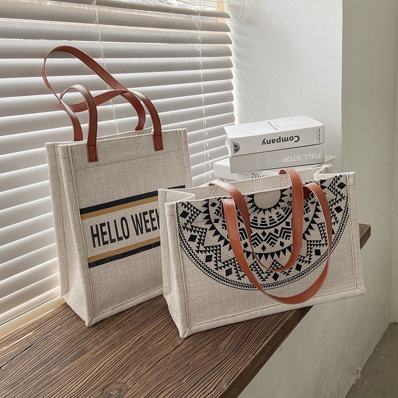 Túi canvas đeo vai hoạ tiết thêu thổ cẩm phong cách retro phương Tây