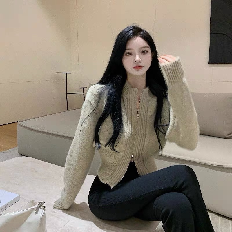 Áo khoác len kéo khoá