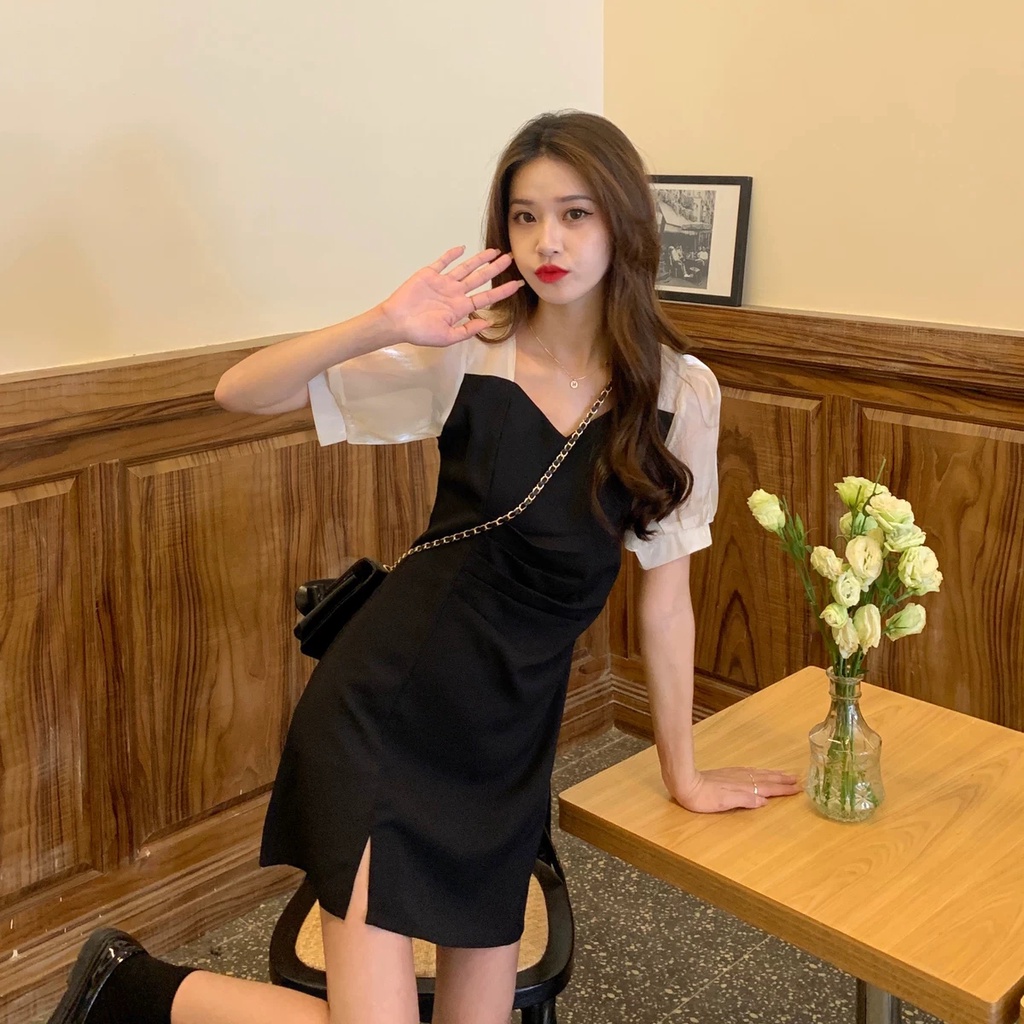 VÁY CHỮ A LIỀN THÂN MÀU ĐEN  PHỐI TAY VOAN BỒNG