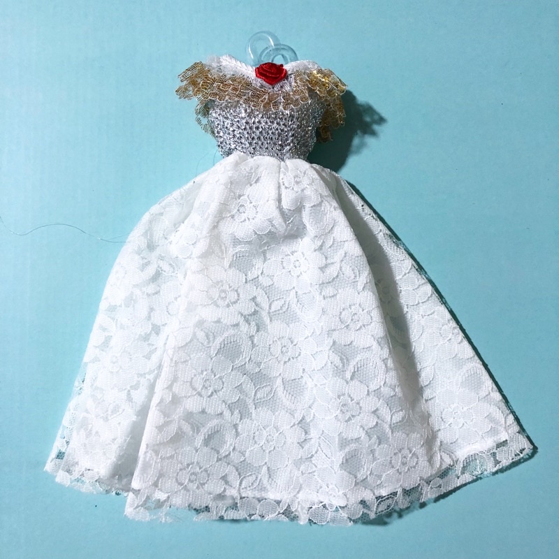 Đầm búp bê 30 cm - trắng vàng