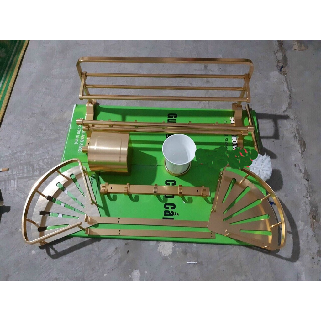 Bộ phụ kiện nhà tắm mạ Vàng phong cách sang trọng, tinh tế