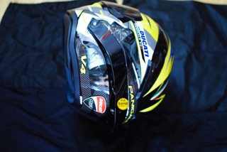 Tem Ducati dán mũ Fullface