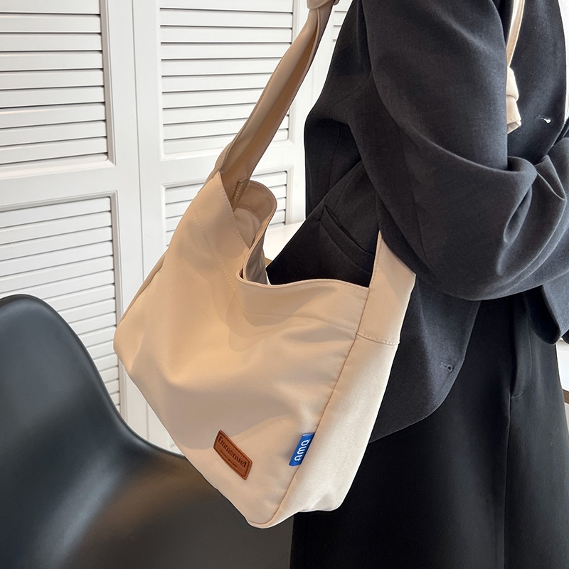 Túi đeo chéo IELGY vải canvas sức chứa lớn khóa từ thoải mái tiện lợi dành cho nữ