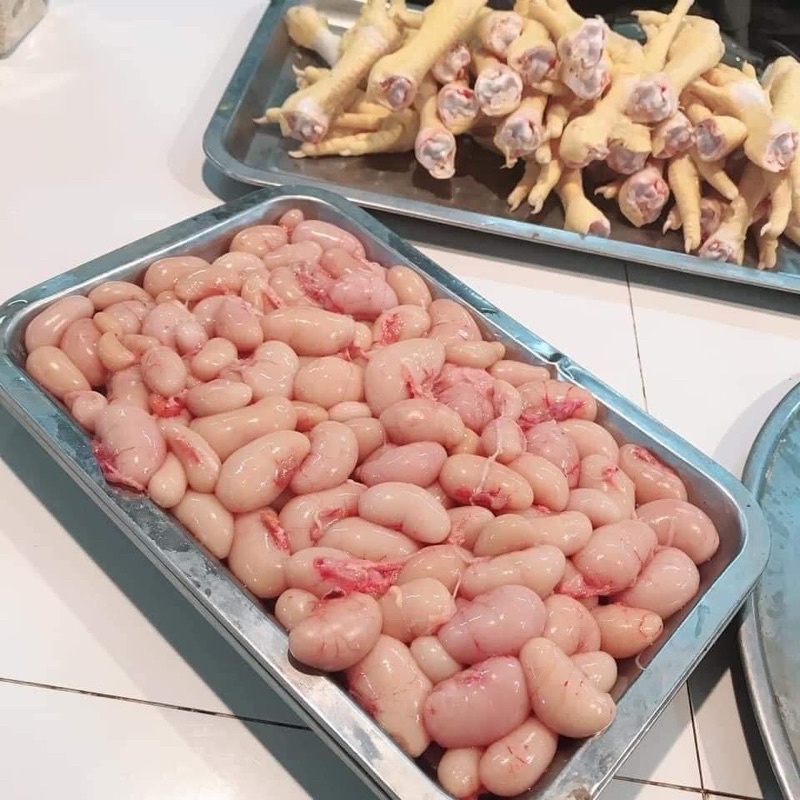 KÊ GÀ TƯƠI CẤP ĐÔNG