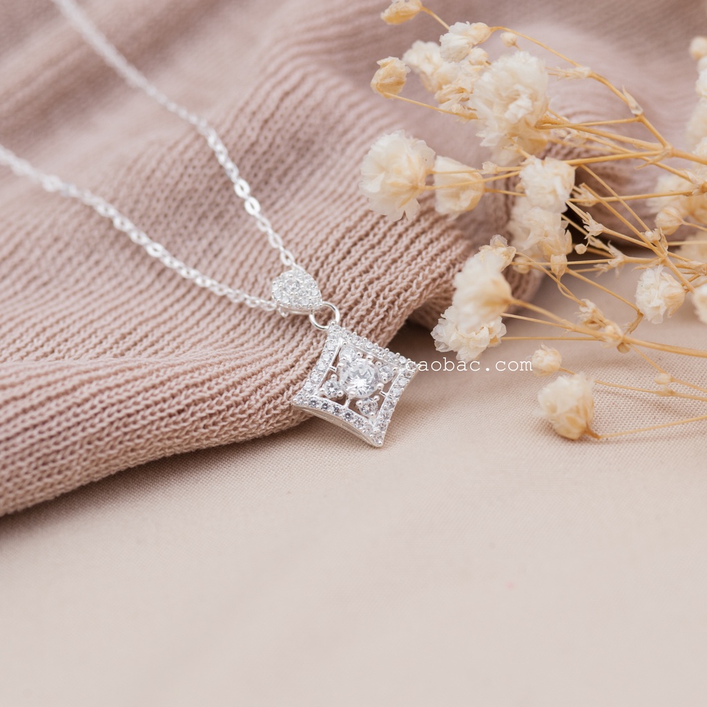 Dây Chuyền Bạc Ta Cao Cấp CaoBac Silver Thoi Lồng Hoa Phong Cách Cho Bạn Gái