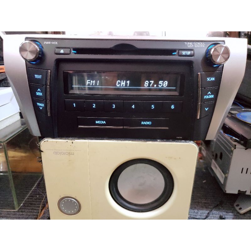 Đầu cd / aux/ Radio xe Camry . lắp chung cho camry 2014 15 16 17 18 19