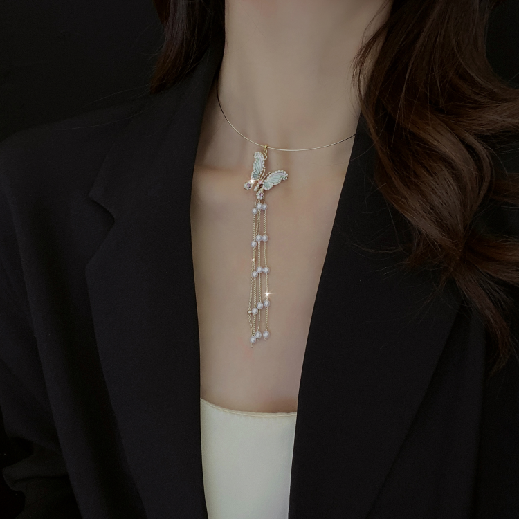 Vòng Cổ Choker Hình Bướm Đính Ngọc Trai | BigBuy360 - bigbuy360.vn