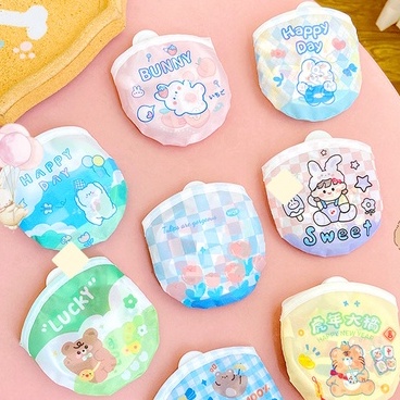 Quạt Gấp Hoạt Hình Dễ Thương - Size Lớn Có Tay Cầm - Quạt Nhỏ Bỏ Túi