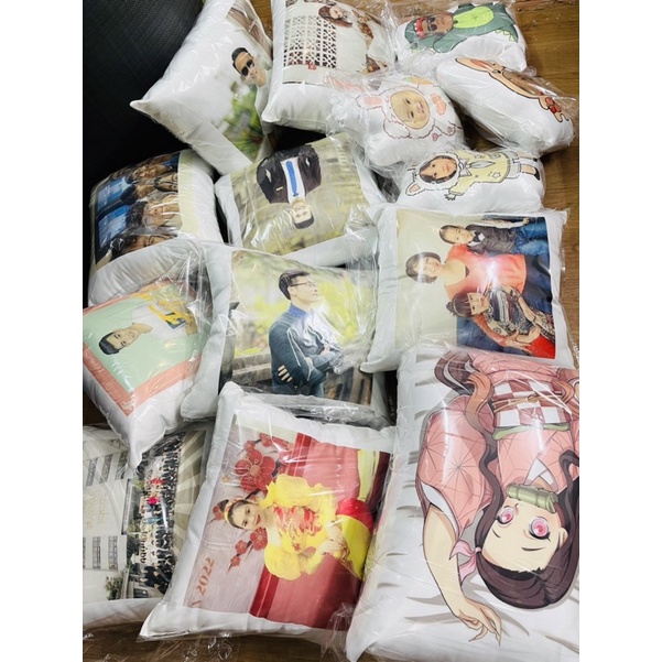 gối ôm in hình theo yêu cầu