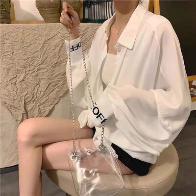 Áo sơ mi tay chữ bo chun chữ ngực cá tính