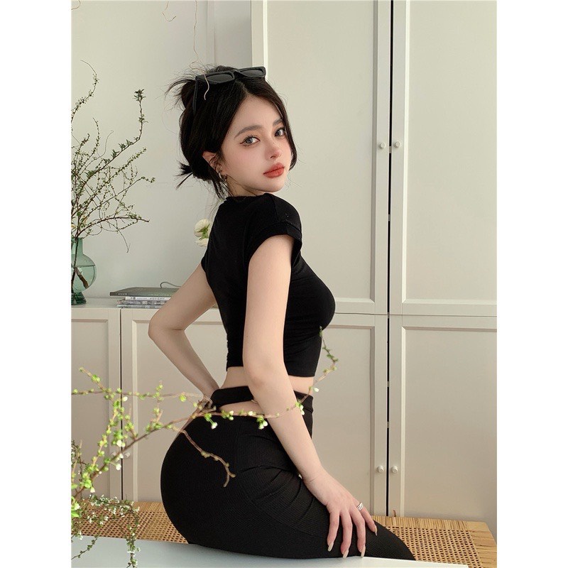 quần ống loe khoét eo siêu tôn dáng