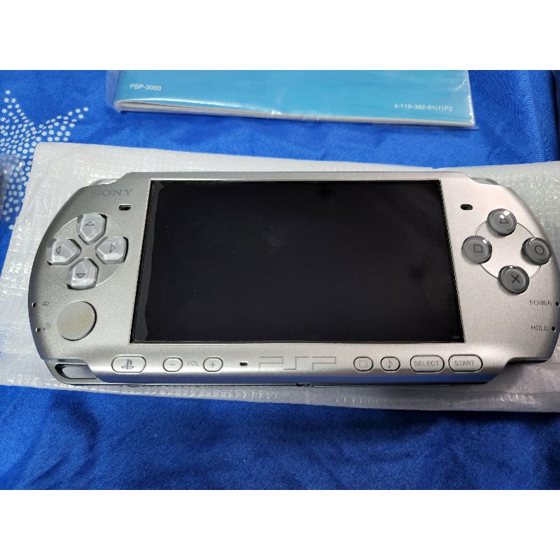 Máy psp 3000 Gundam Limited