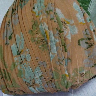 Đầm thiết kế.