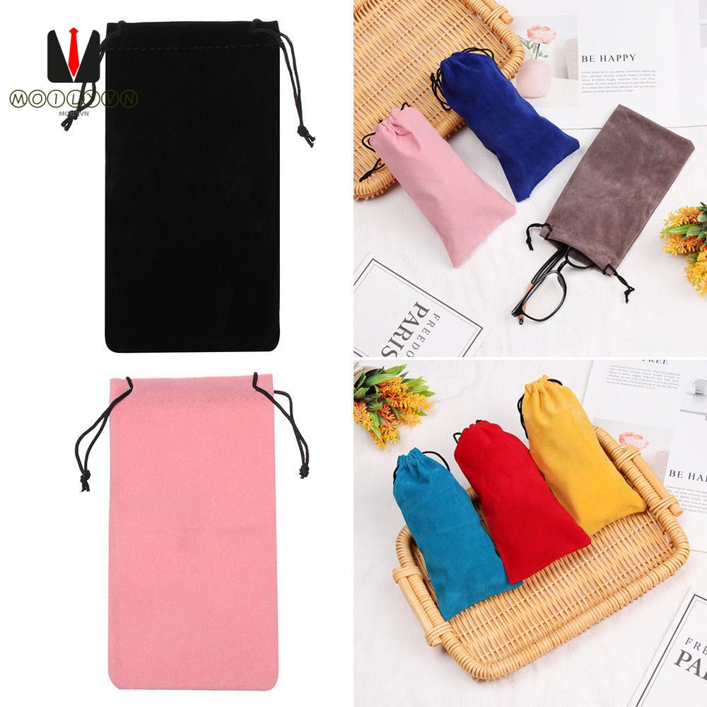 Túi đựng mắt kính có dây rút tiện lợi và hợp thời trang