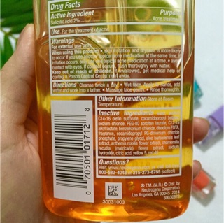 Sữa Rửa Mặt Neutrogena Visibly Clear 200ml