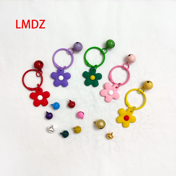 Móc khóa treo hình bông hoa