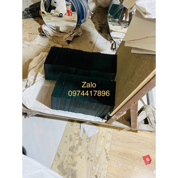 Gương ghép miếng soi toàn thân- Sẵn băng keo 2 mặt  Kích thước 20x20x dày 4ly) giá 1 gương