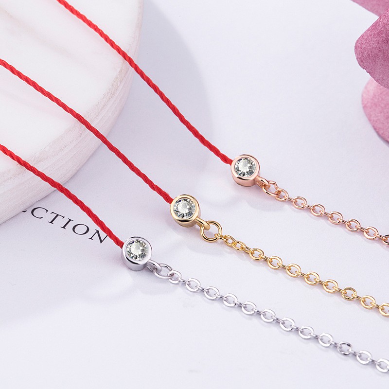 Vòng tay may mắn màu đỏ đính kim cương thiết kế đơn giản