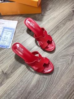 Guốc hm hàng có sẵn