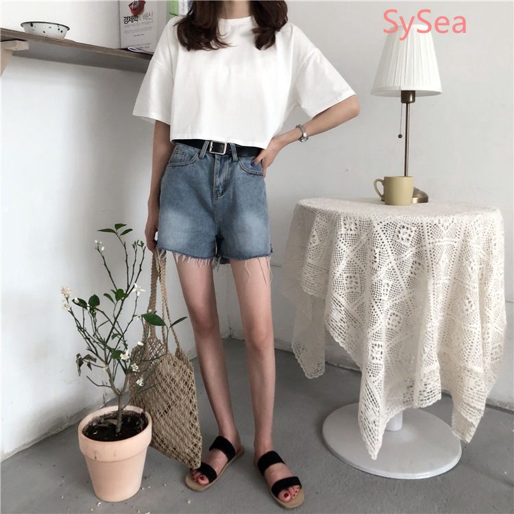 Áo Thun Nữ Tay Ngắn Form Rộng Trẻ Trung