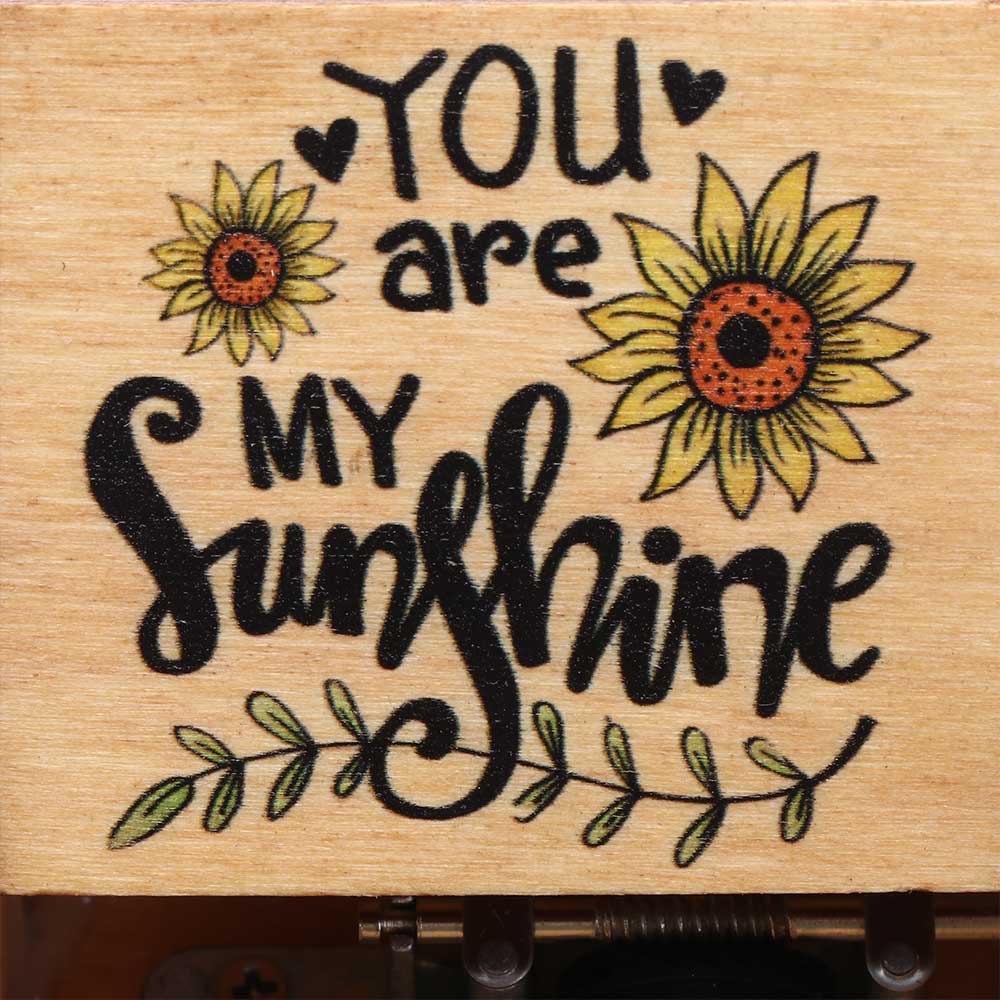 Hộp Nhạc Bằng Gỗ Khắc Chữ You Are My Sunshine Phong Cách Cổ Điển Dùng Làm Quà Tặng Cho Mẹ Và Bé