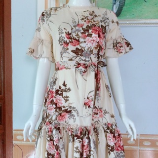 Váy hoa vintage