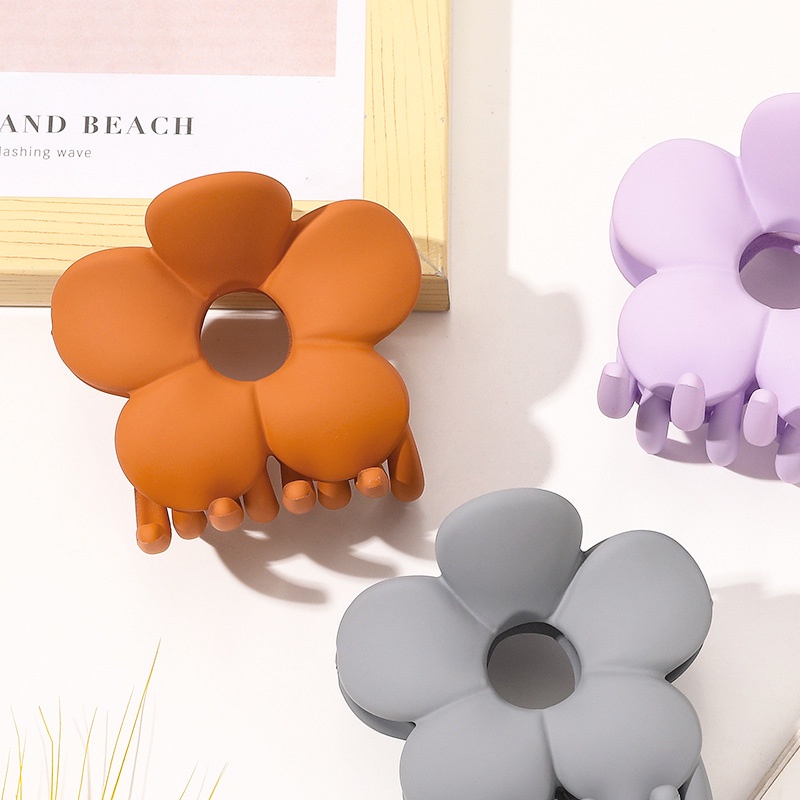 Kẹp tóc hình bông hoa nhiều màu sắc ngọt ngào cho nữ