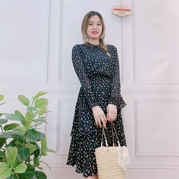 Đầm hoa 2 tầng bèo chéo