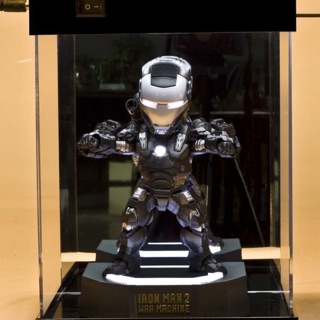 Mô hình war machine sáng đèn