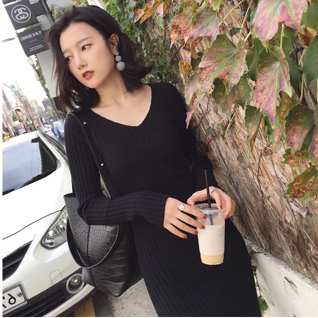 Đầm dệt kim dáng dài cổ chữ v thời trang cá tính xinh xắn cho nữ | BigBuy360 - bigbuy360.vn